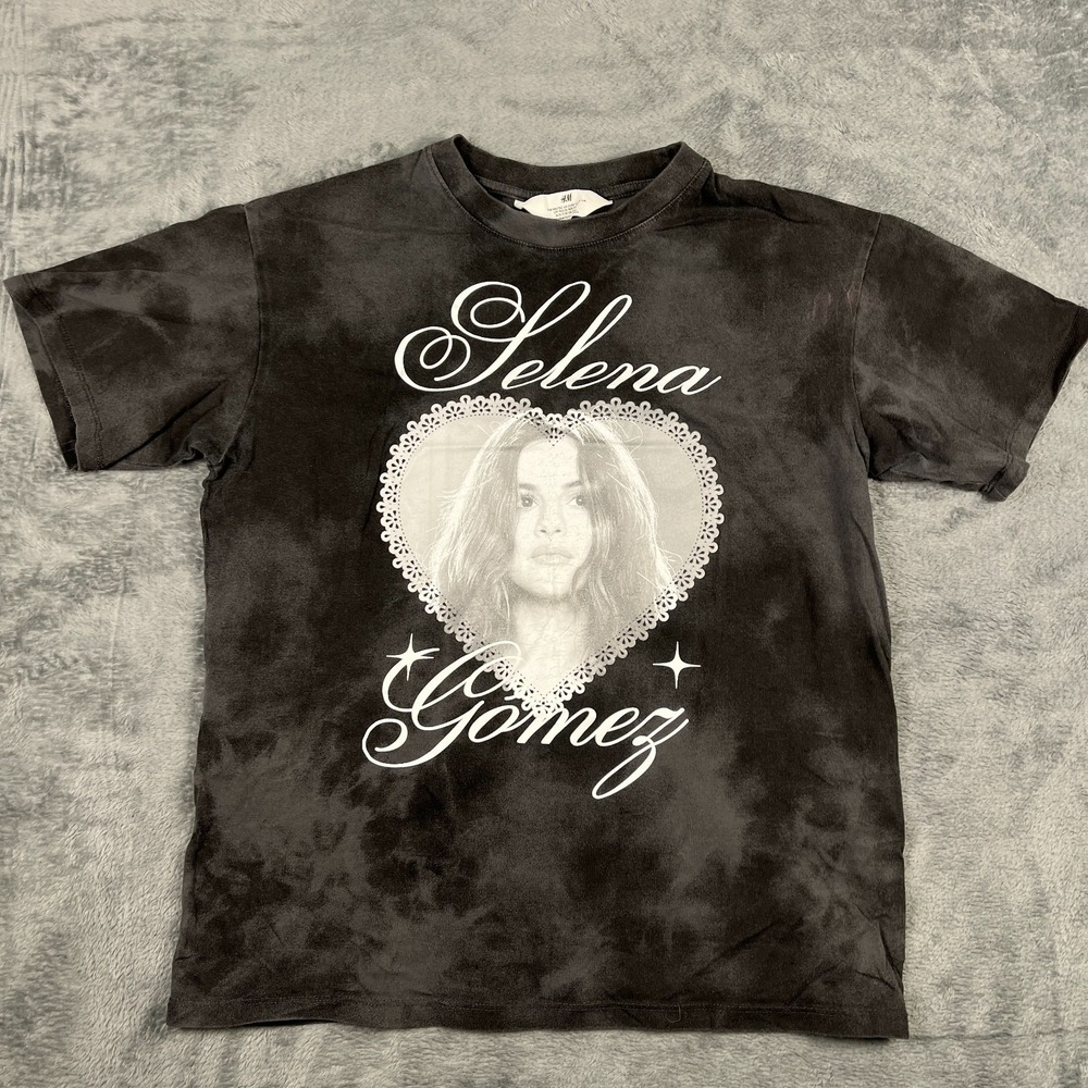 H&M Girls Selena Gomez Graphic T Shirt Black Faded 12/14 Short Sleeve Crew Neck